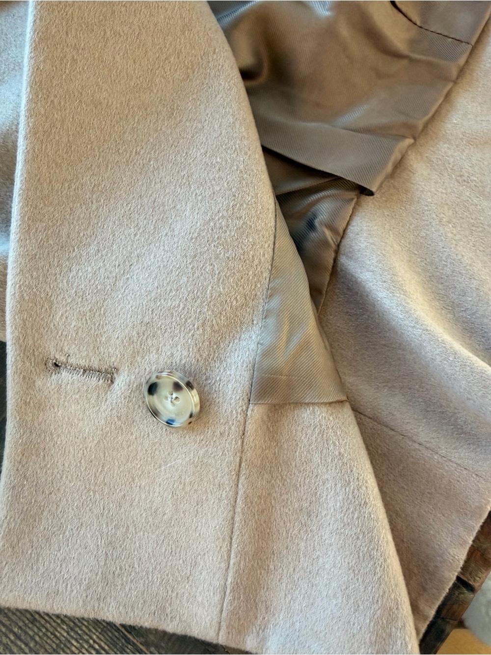 Max Mara Italy 100% Camelwool Cropped Single Breasted Jacket Blazer US 10 - Picture 9 of 12